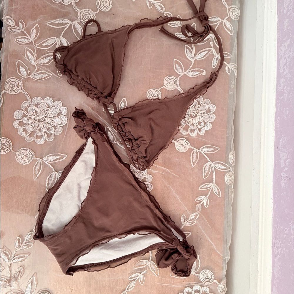 Victoria's Secret SZ M Brown Ruffle Trimmed HalterTop Bikini Swimming Suit